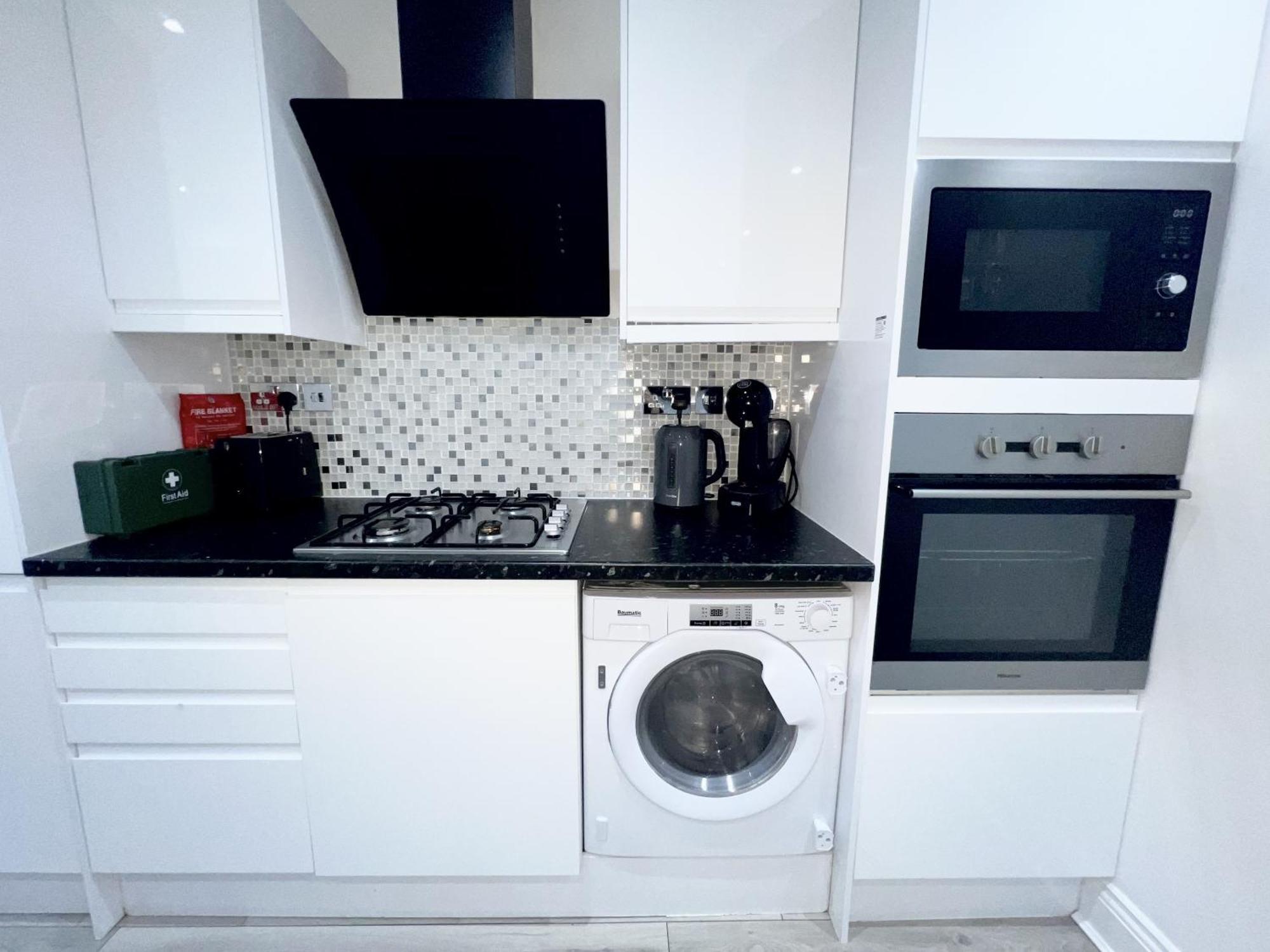 Charming 3-Bed Flat In Shepherds Bush - Sleeps 9 Londres Exterior foto