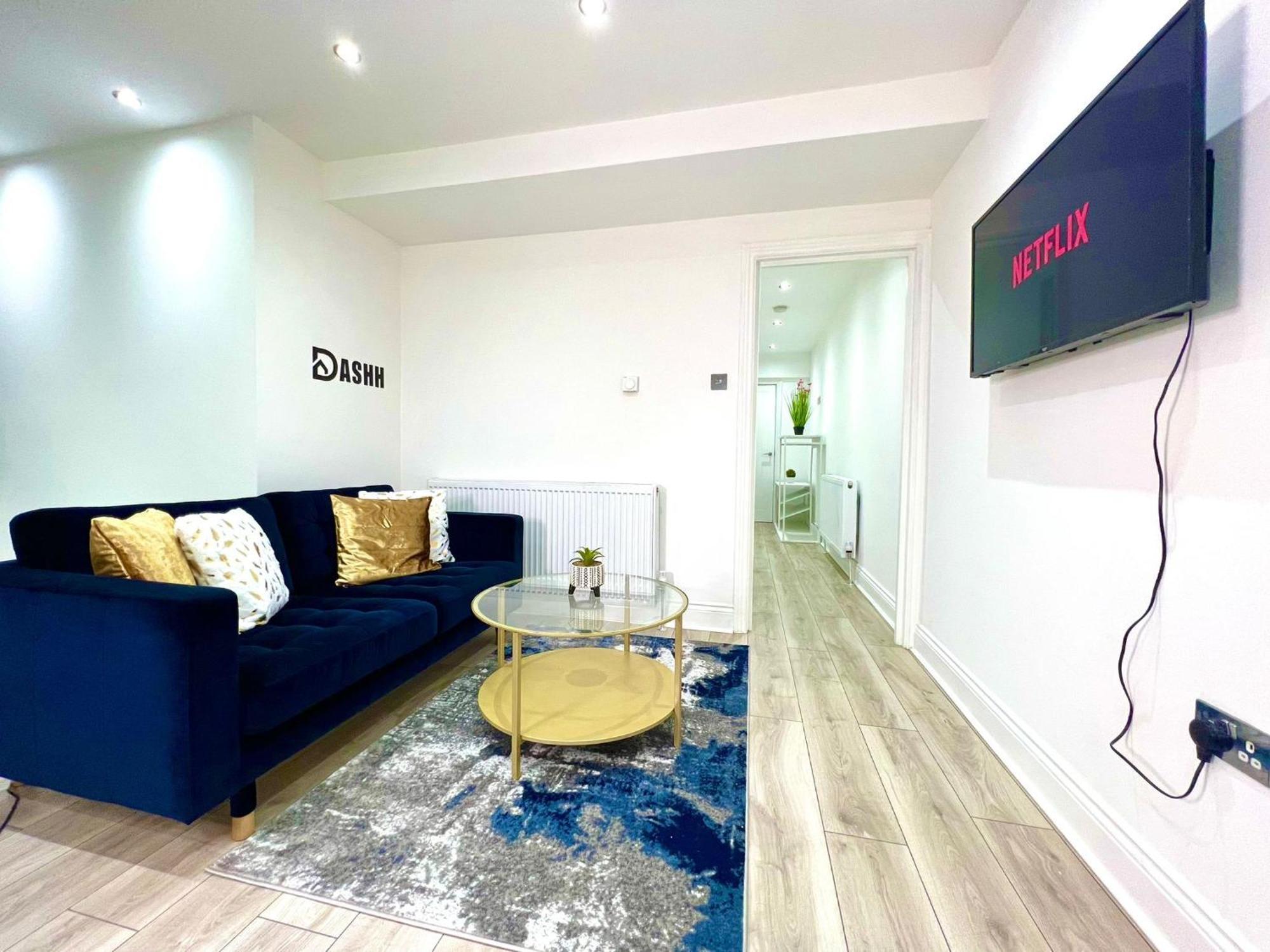 Charming 3-Bed Flat In Shepherds Bush - Sleeps 9 Londres Exterior foto